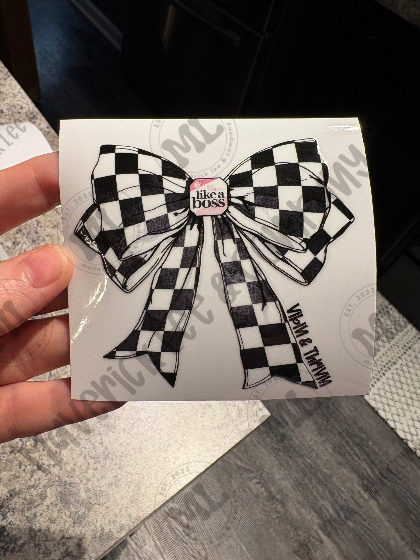 Vibin & Thrivin - like a boss 6” – UVDTF sticker