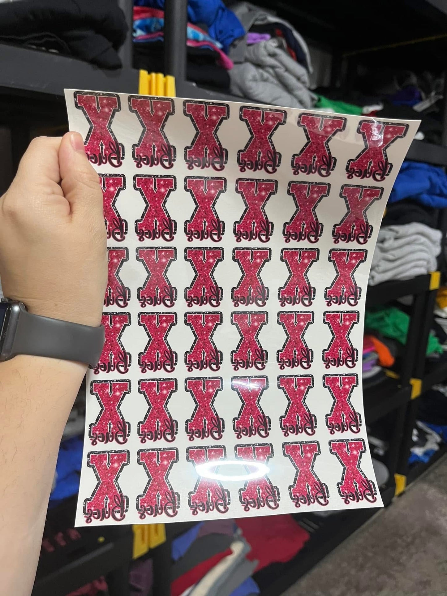 In stock – body tattoos – Xenia pink Bucs