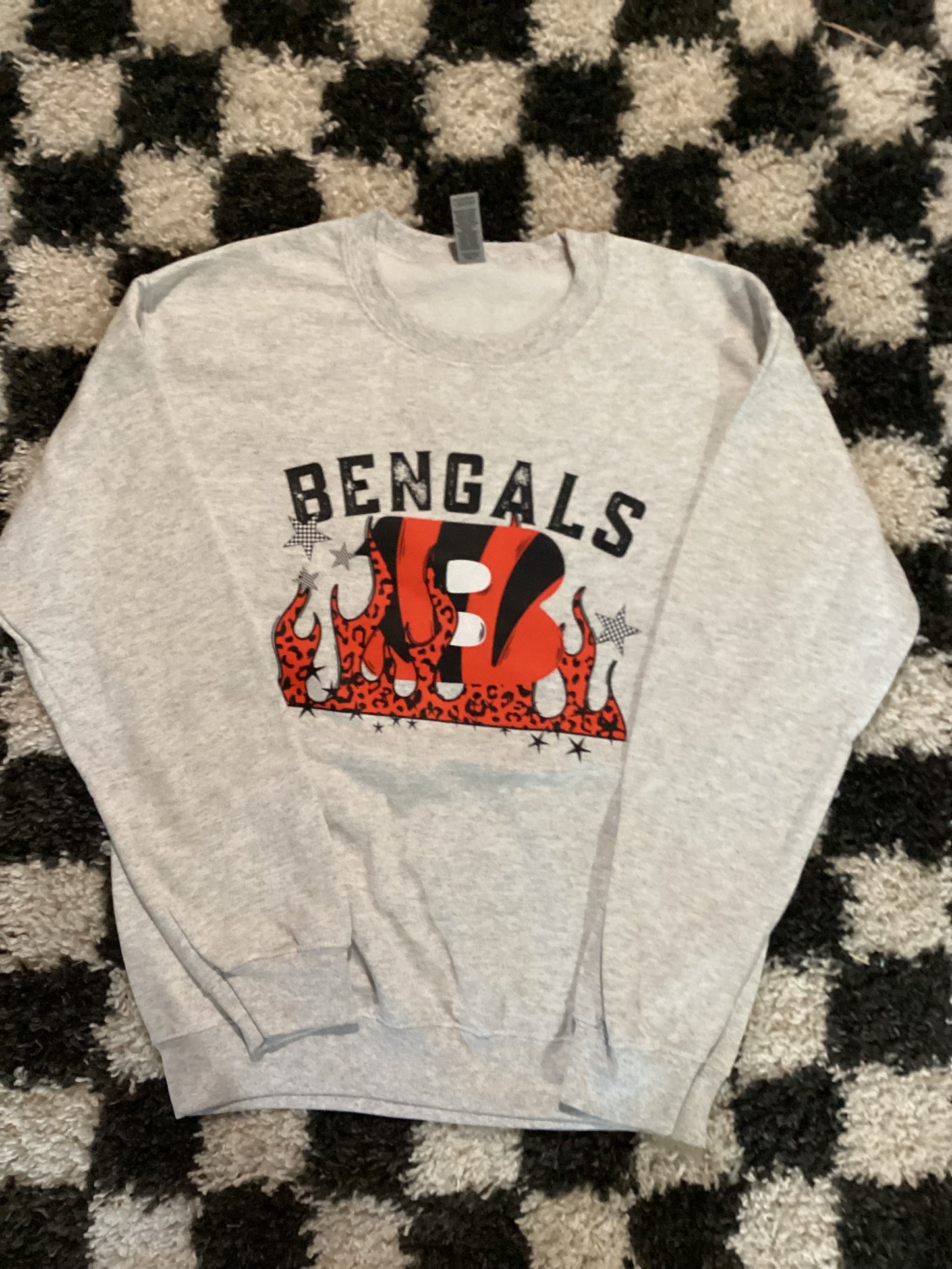 Small sweatshirt in stock