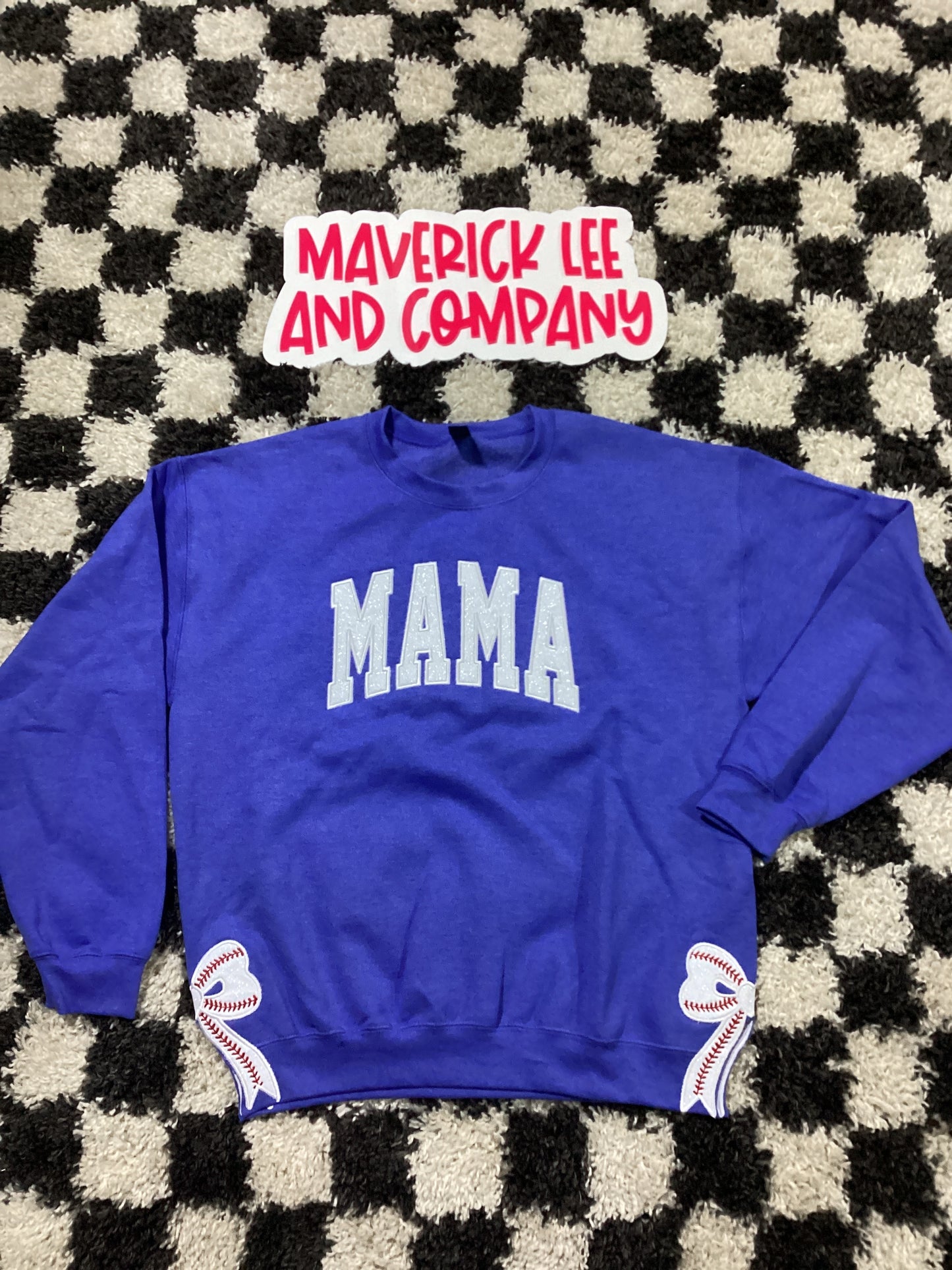 L embroidered side split baseball mama sweatshirt in stock