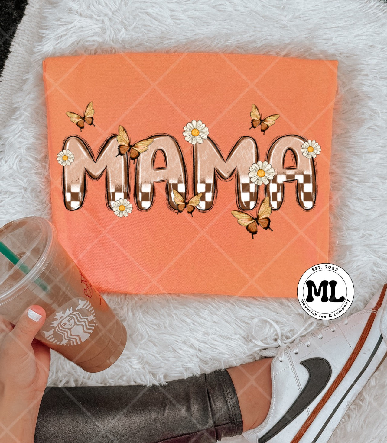 Mama butterfly checkered