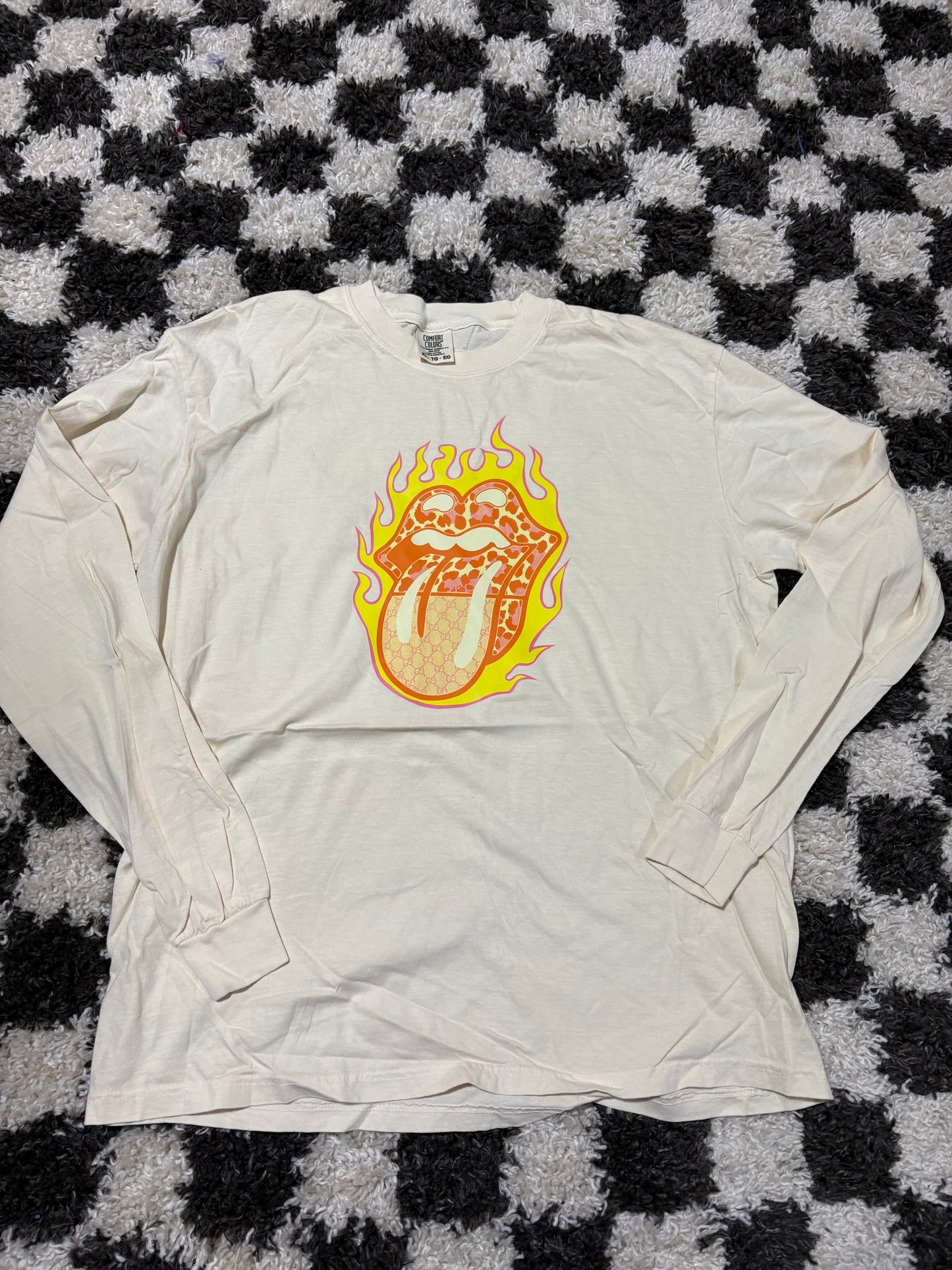 XL long sleeve tee in stock