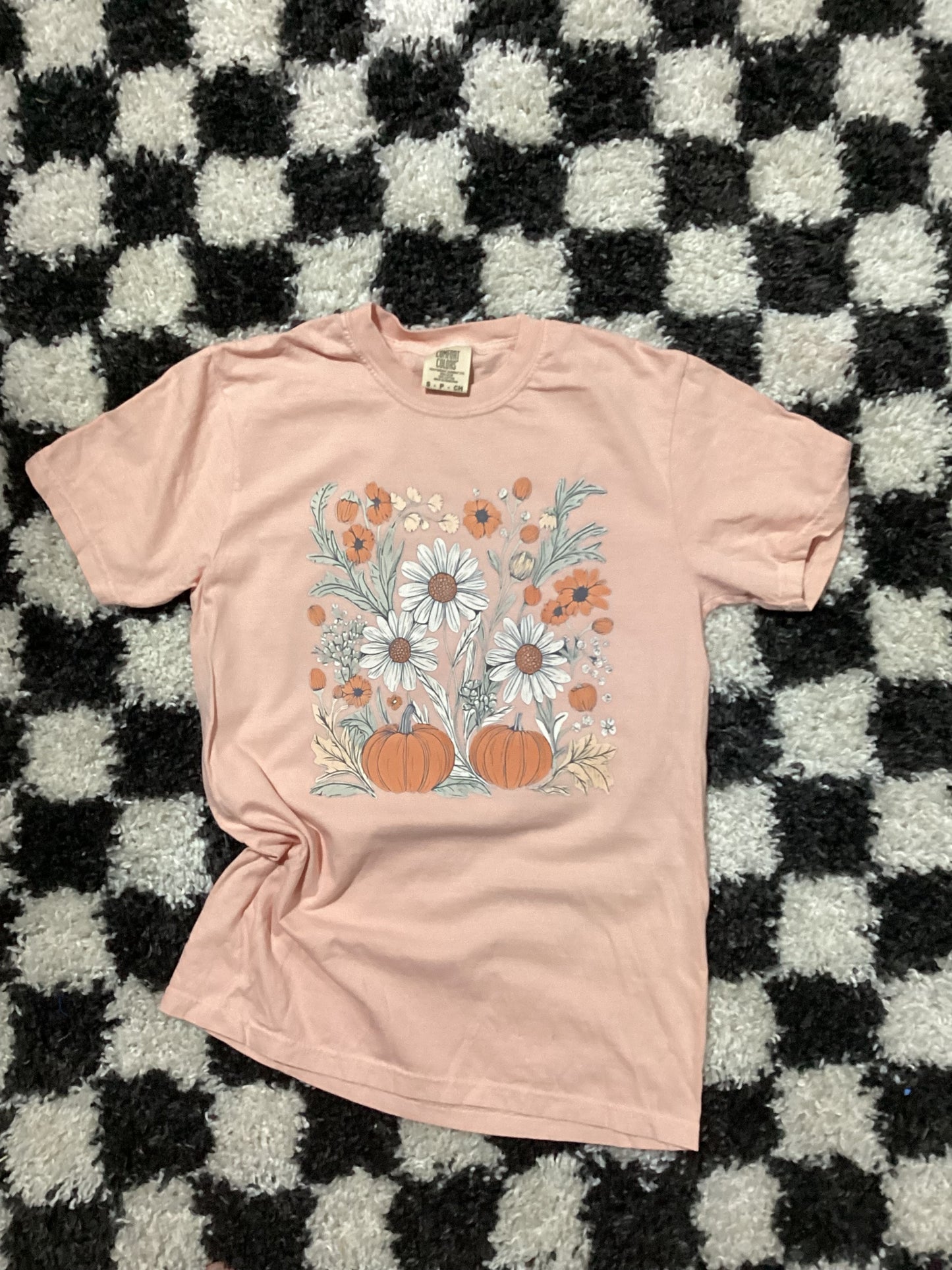 Small tee in stock
