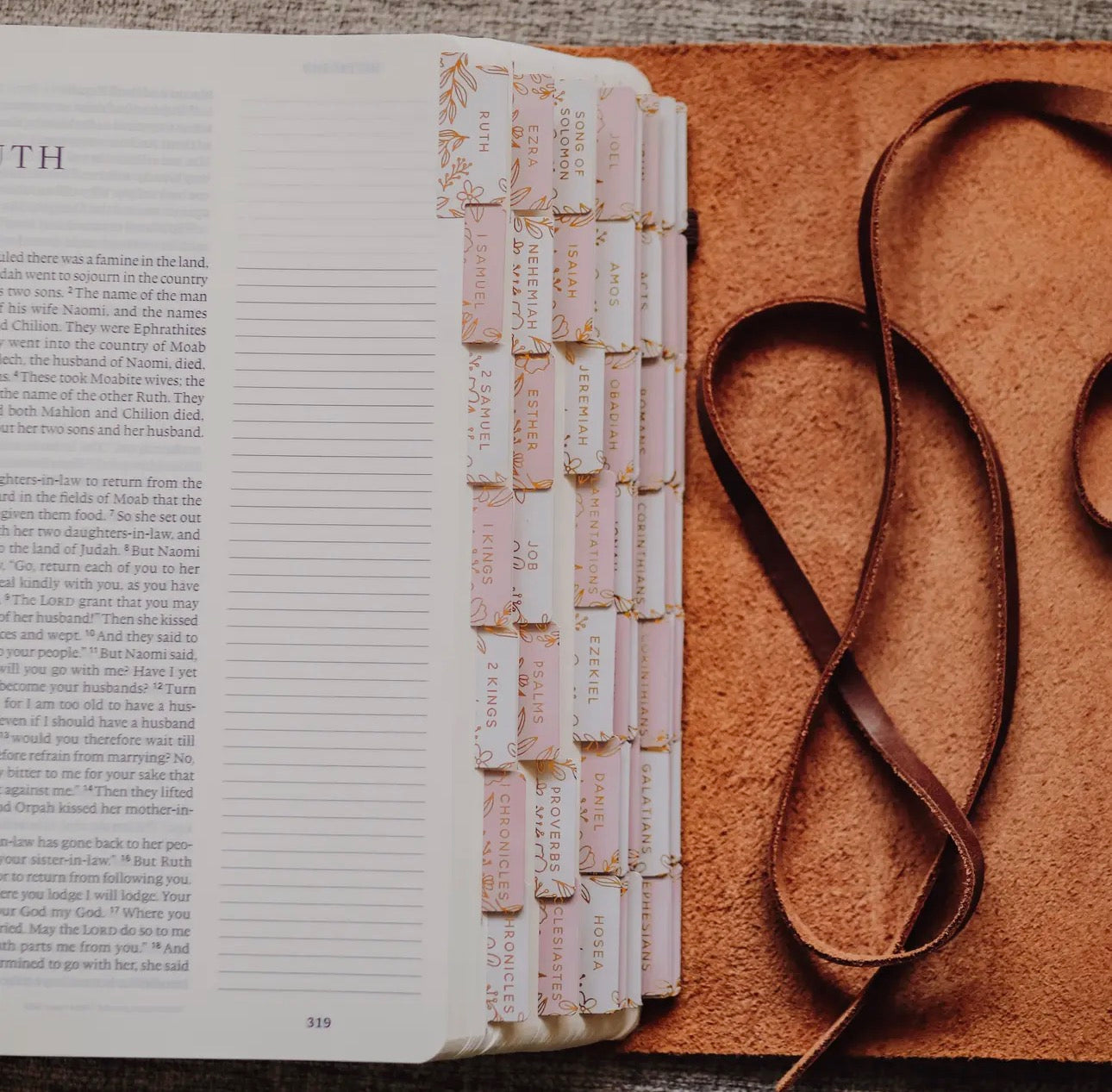 Gold foil Bible tabs – dusty pink 