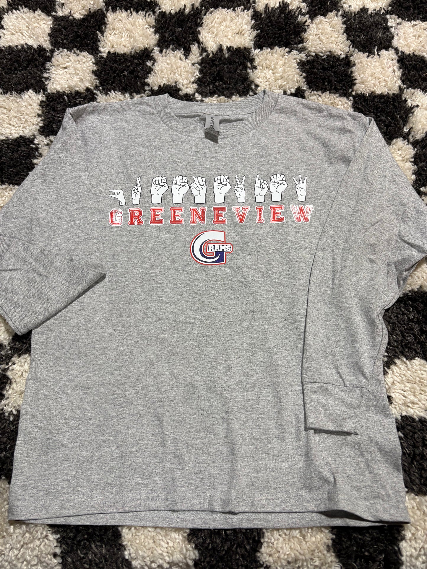 Youth Medium long sleeve in stock