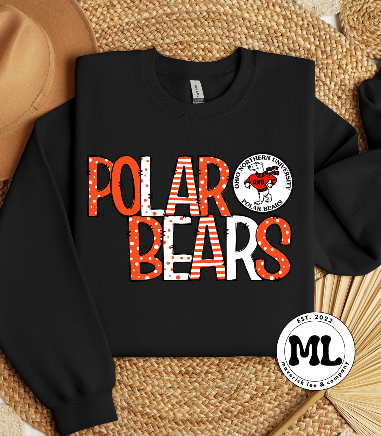 Polar bears - dots and stripes