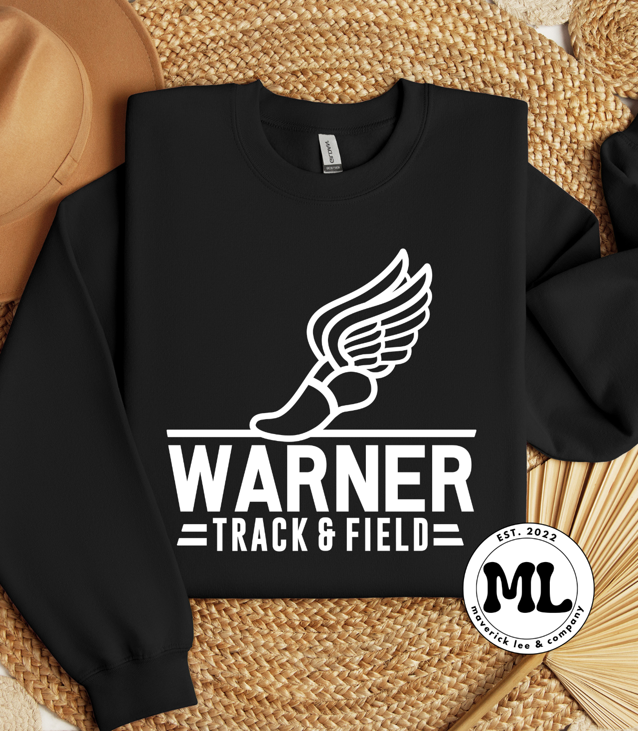 Warner track and field white shoe