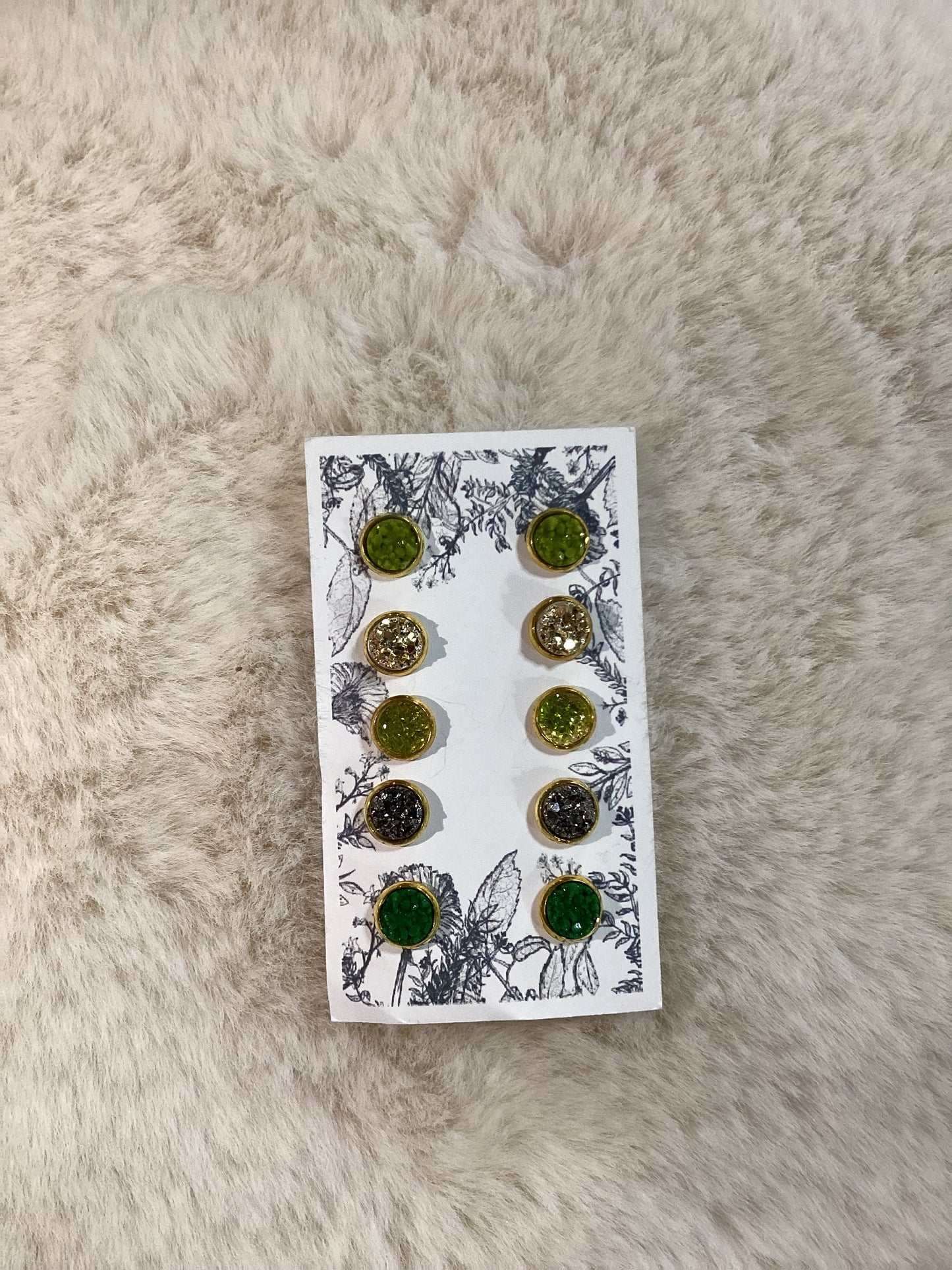 In stock earrings set