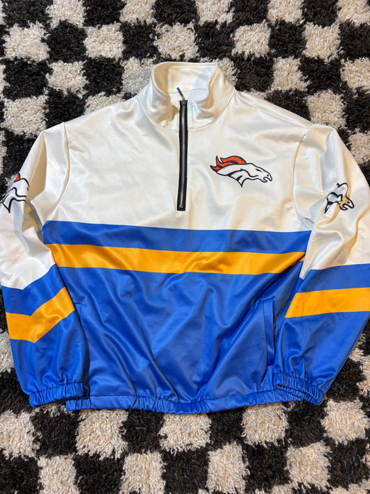 Discounted L quarter zip in stock