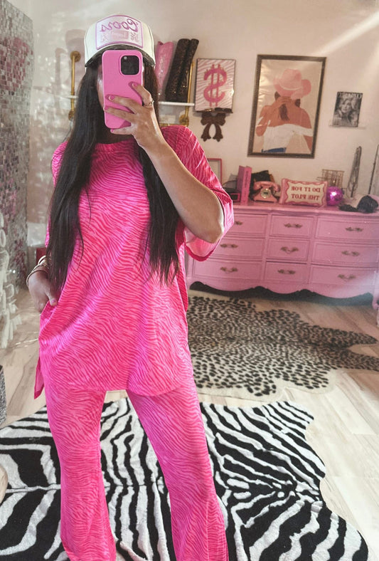 Main Character Matching Set In Pink Zebra Preorder 🎱 🐆 🍒