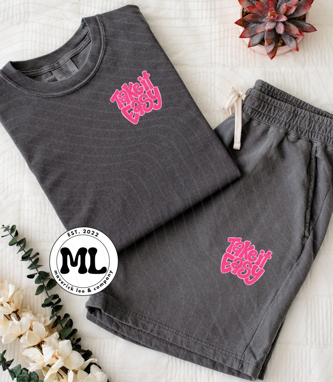 Take it easy - Comfort color Tee and Shorts set