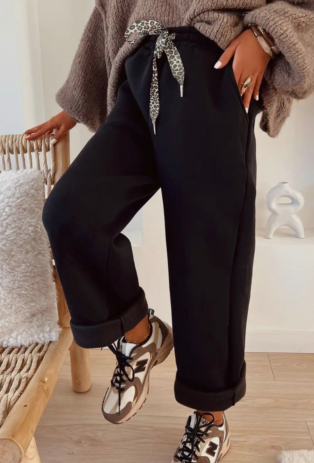Fleece Lined Leopard Drawstring Elastic Waist Solid Pants