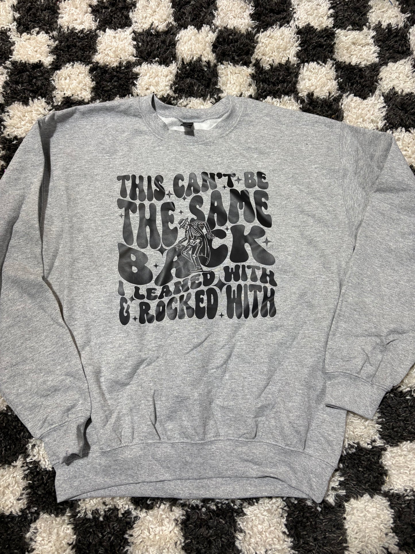 M sweatshirt in stock
