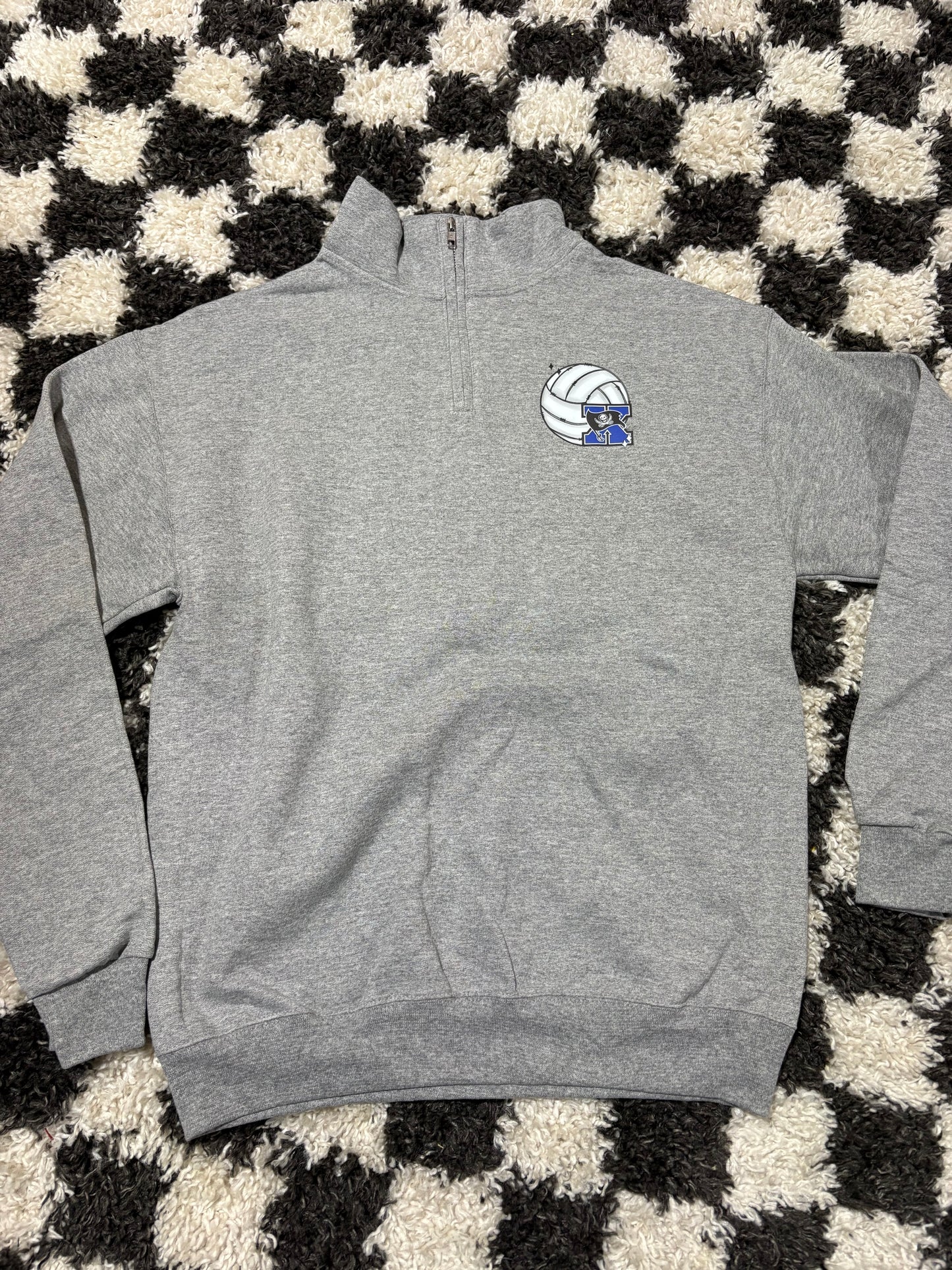 M quarter zip in stock