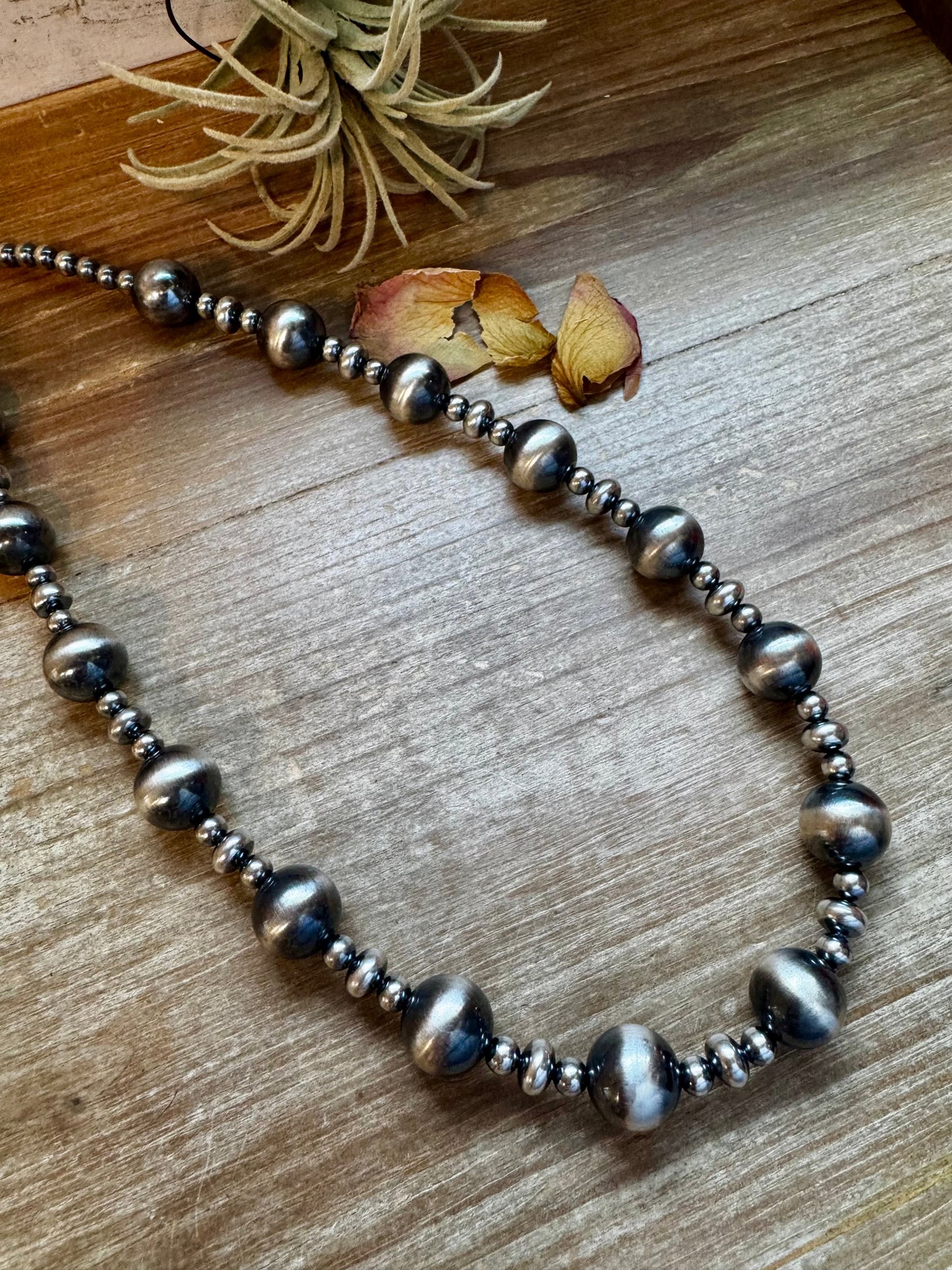 Sterling Silver Pearl Necklace – Mixed Sizes – 23"