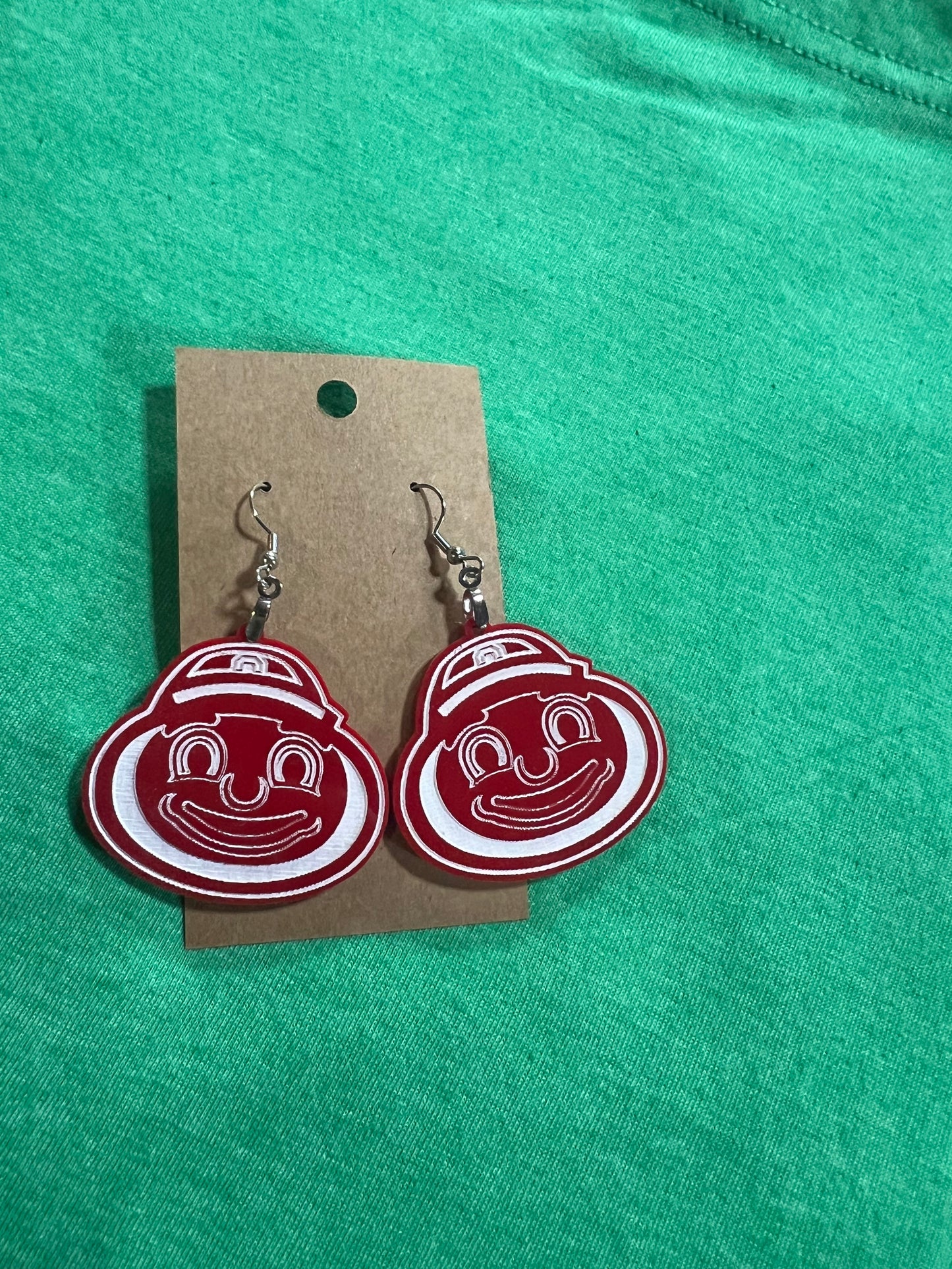 In stock earrings ￼