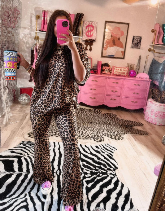 Main Character Matching Set In Leopard Preorder 🎱 🐆 🍒