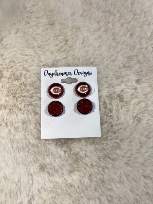 In stock earrings set ￼