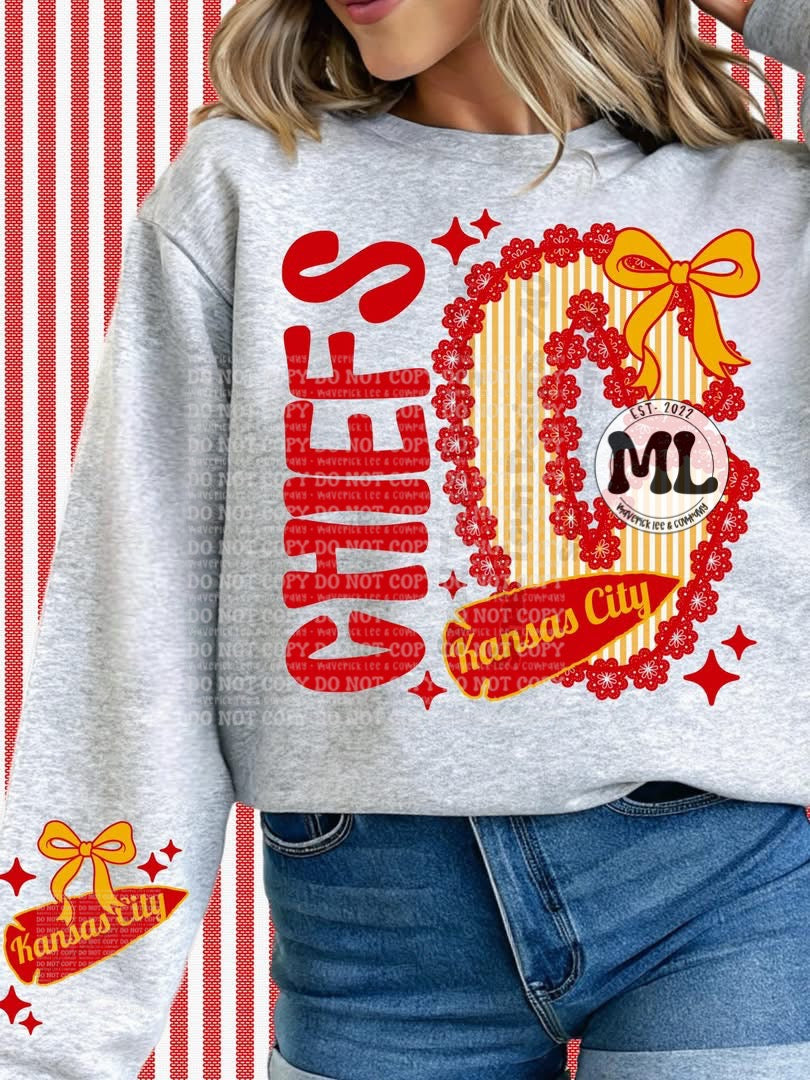 Seersucker football with sleeve collection
