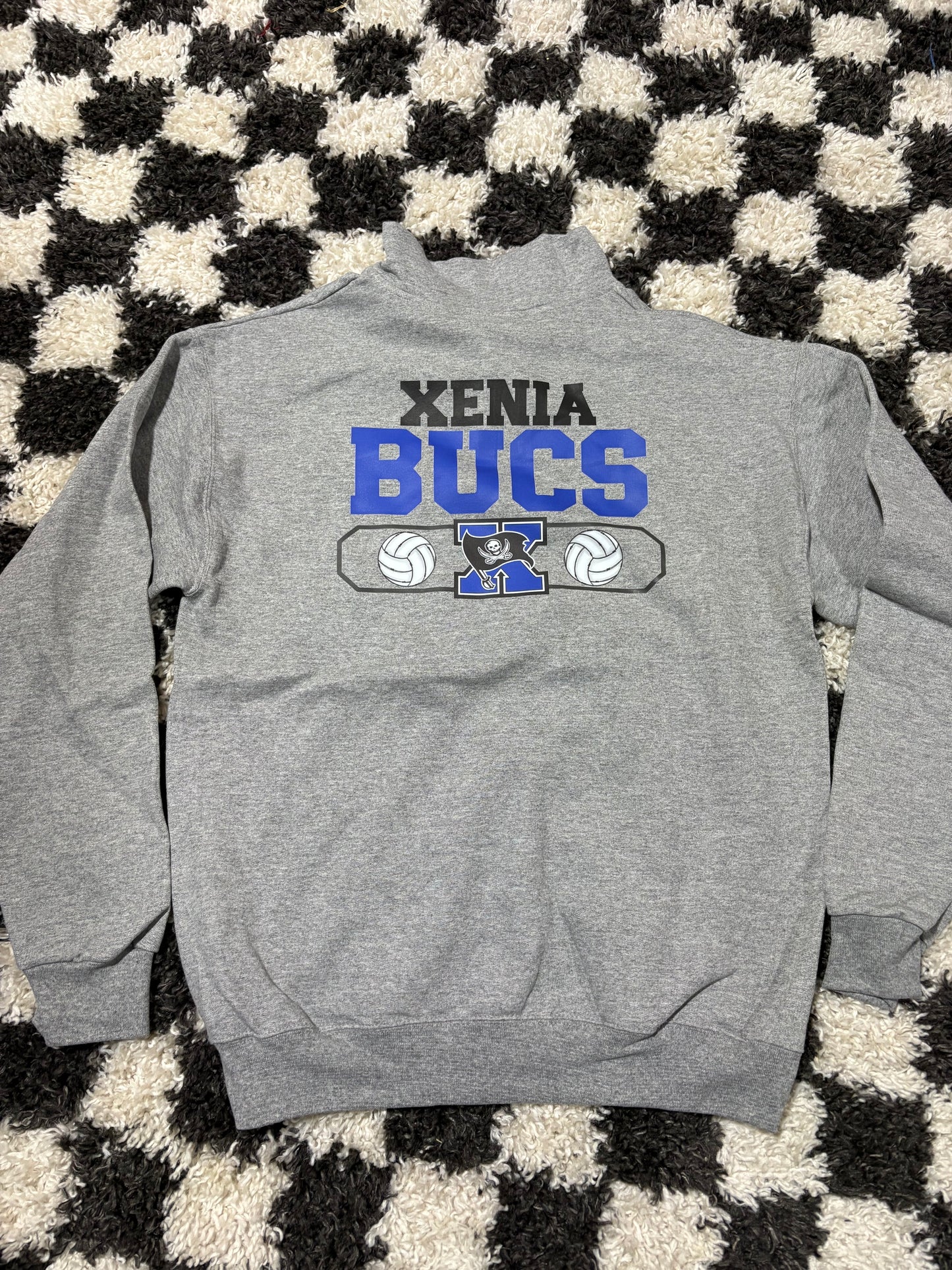 M quarter zip in stock