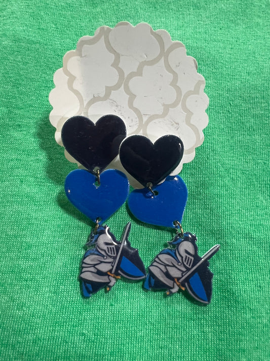 In stock earrings ￼