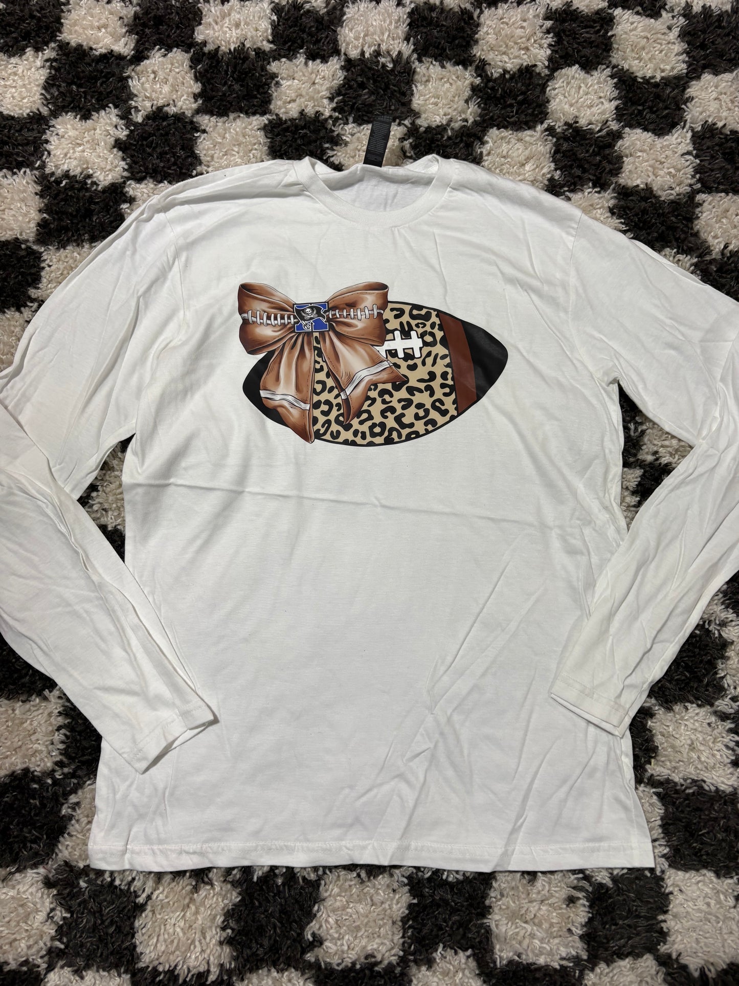 M long sleeve tee in stock