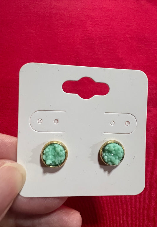 In stock earrings 8mm