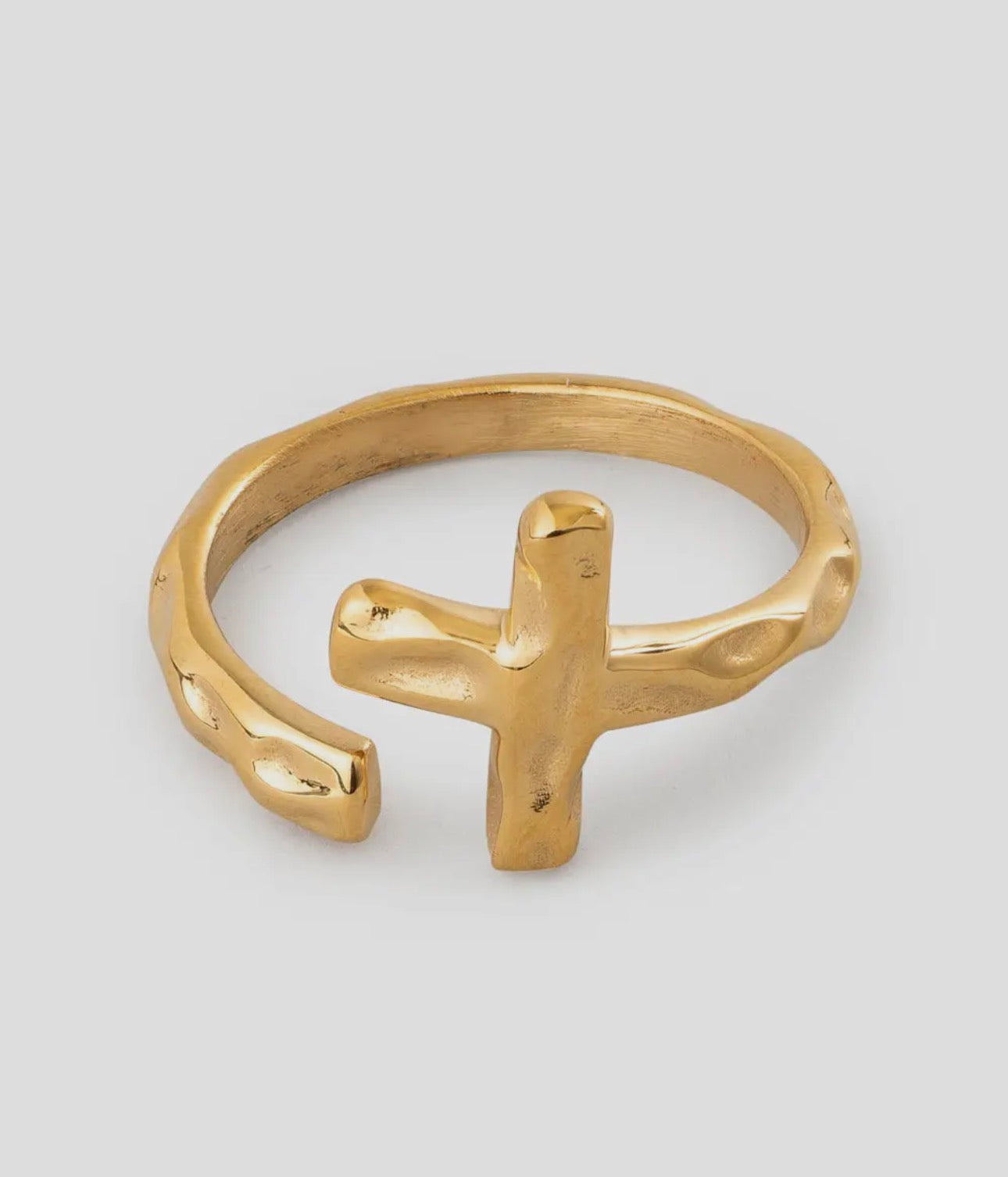 TEXTURED WRAPPED CROSS RING