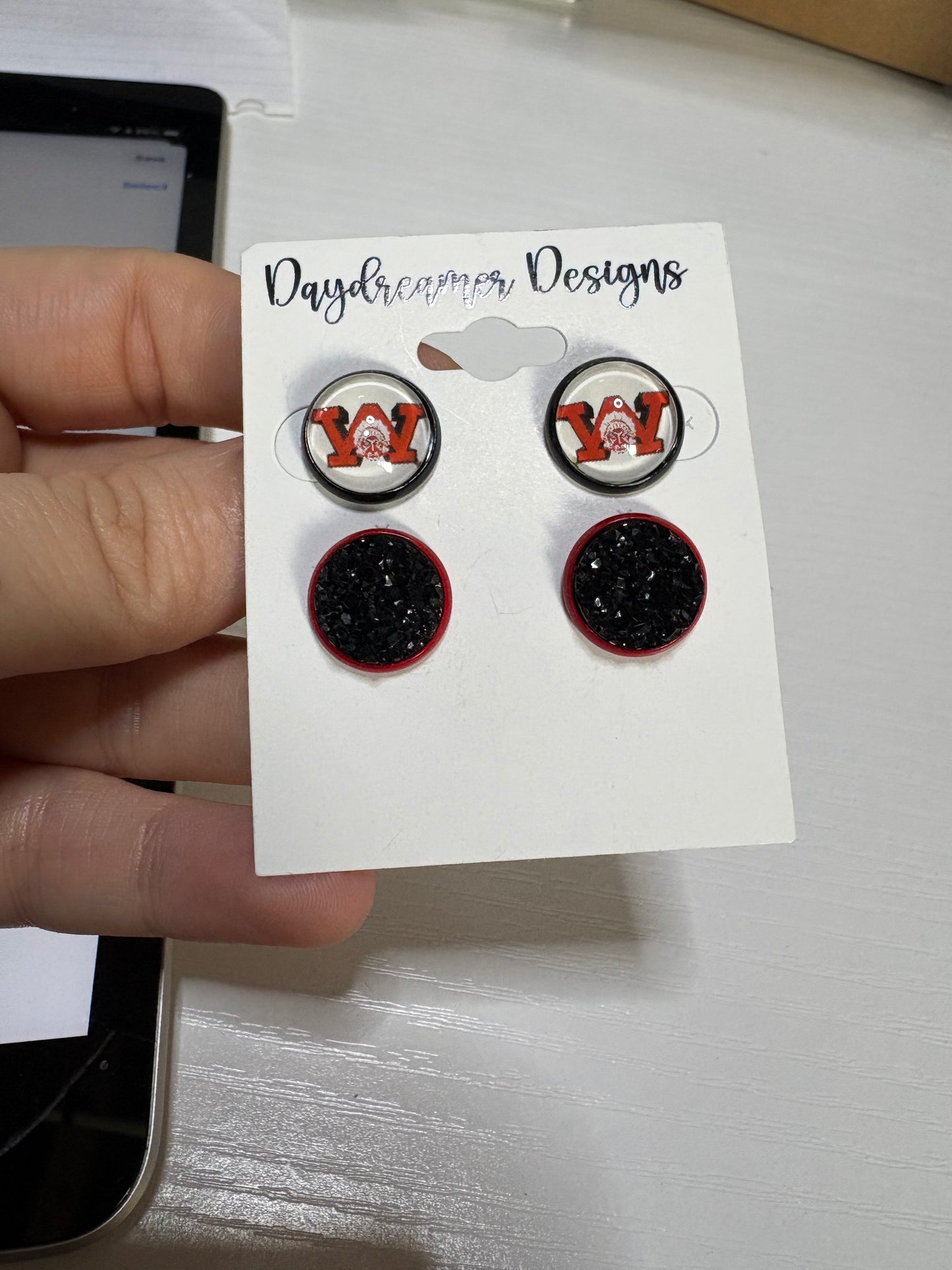 In stock earrings set ￼