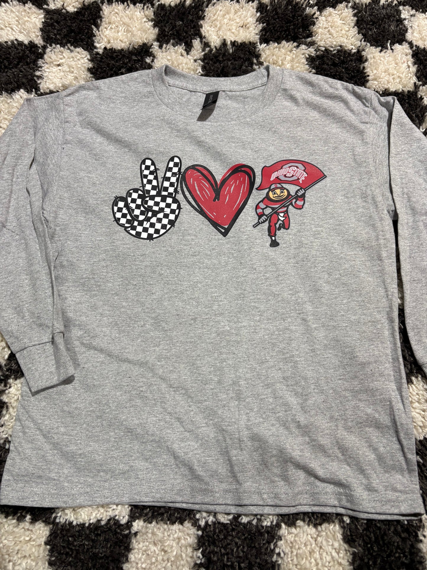Youth Medium long sleeve in stock