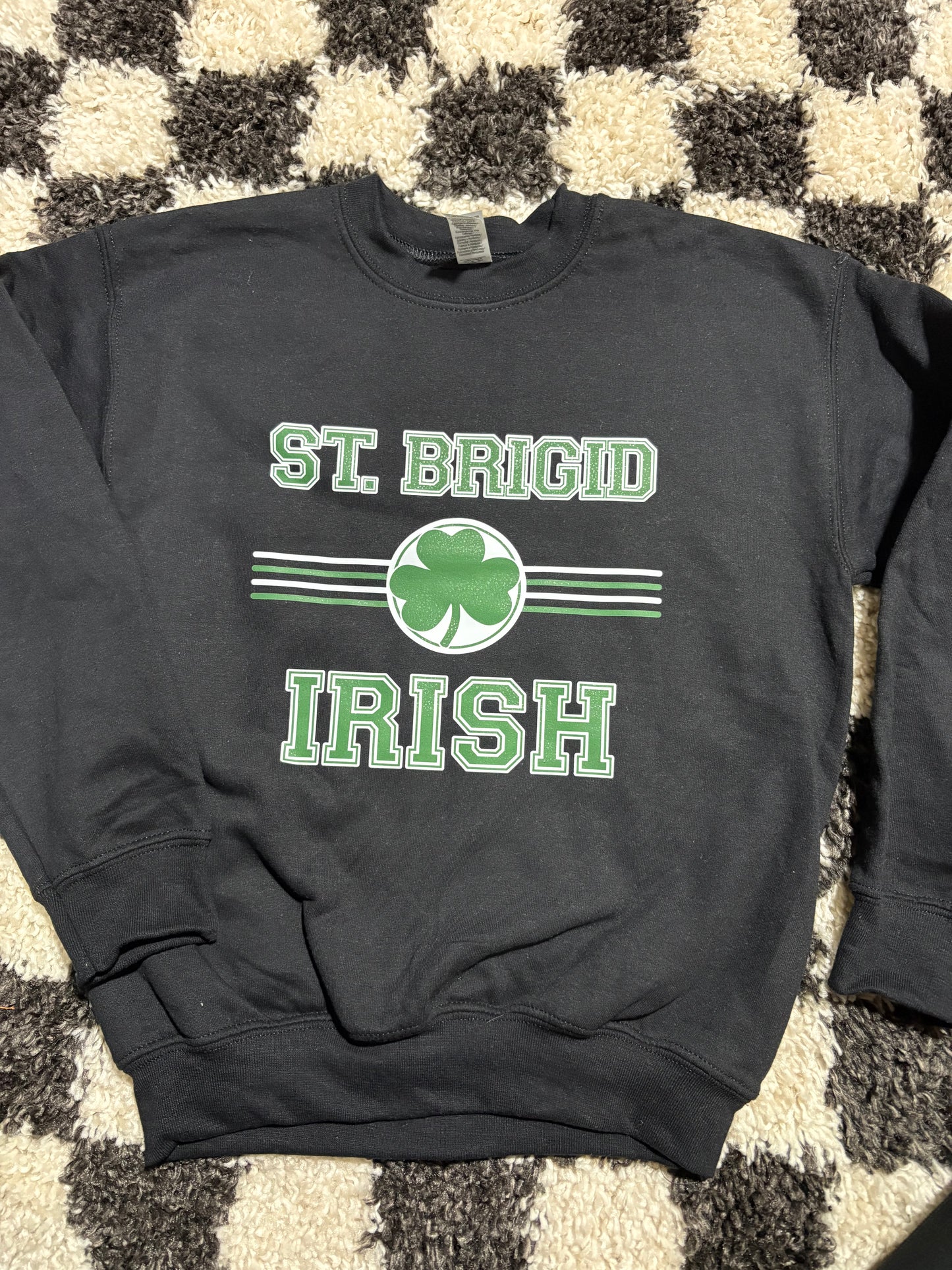 Youth Medium sweatshirt in stock