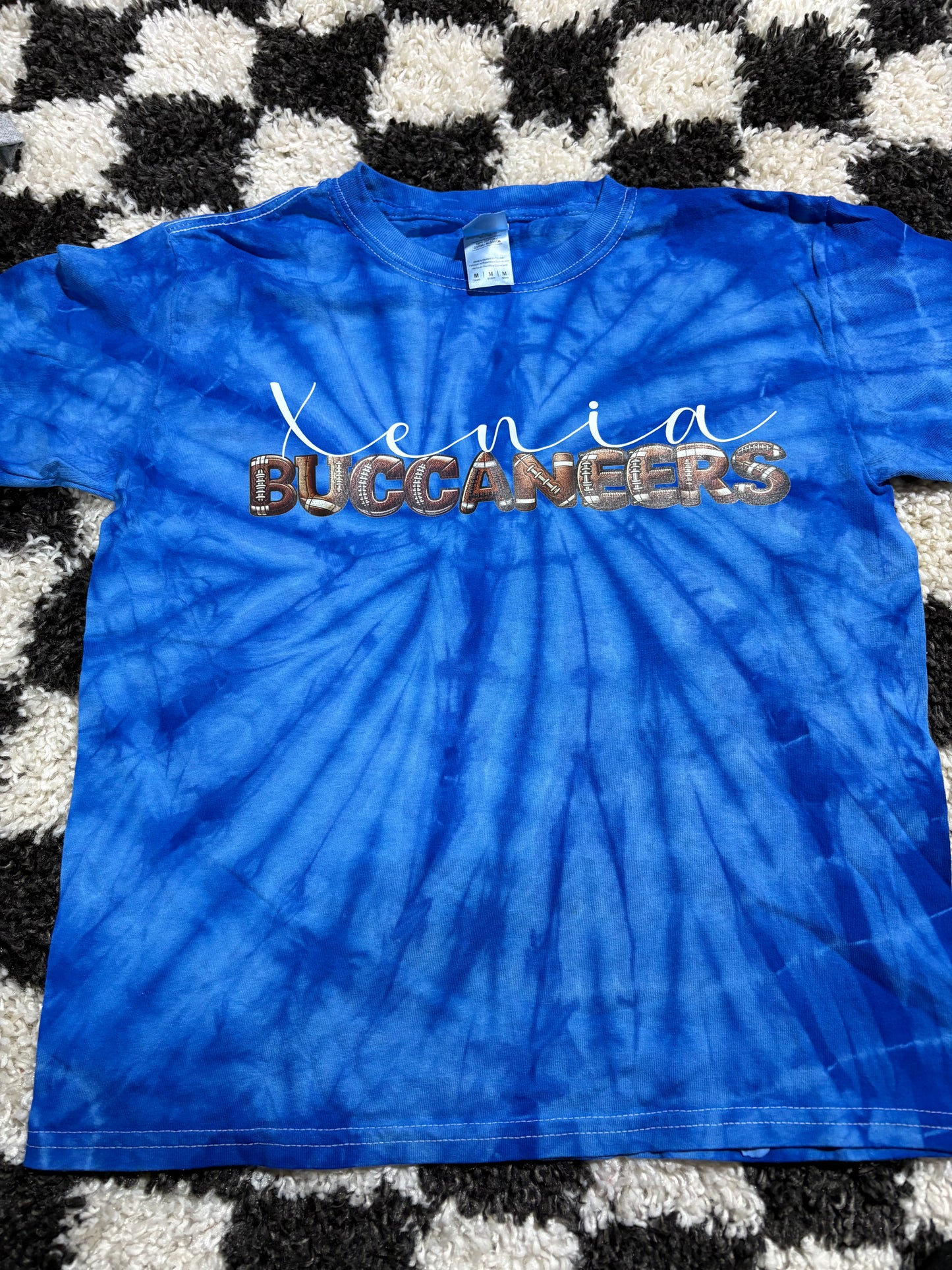 Youth Medium tee in stock
