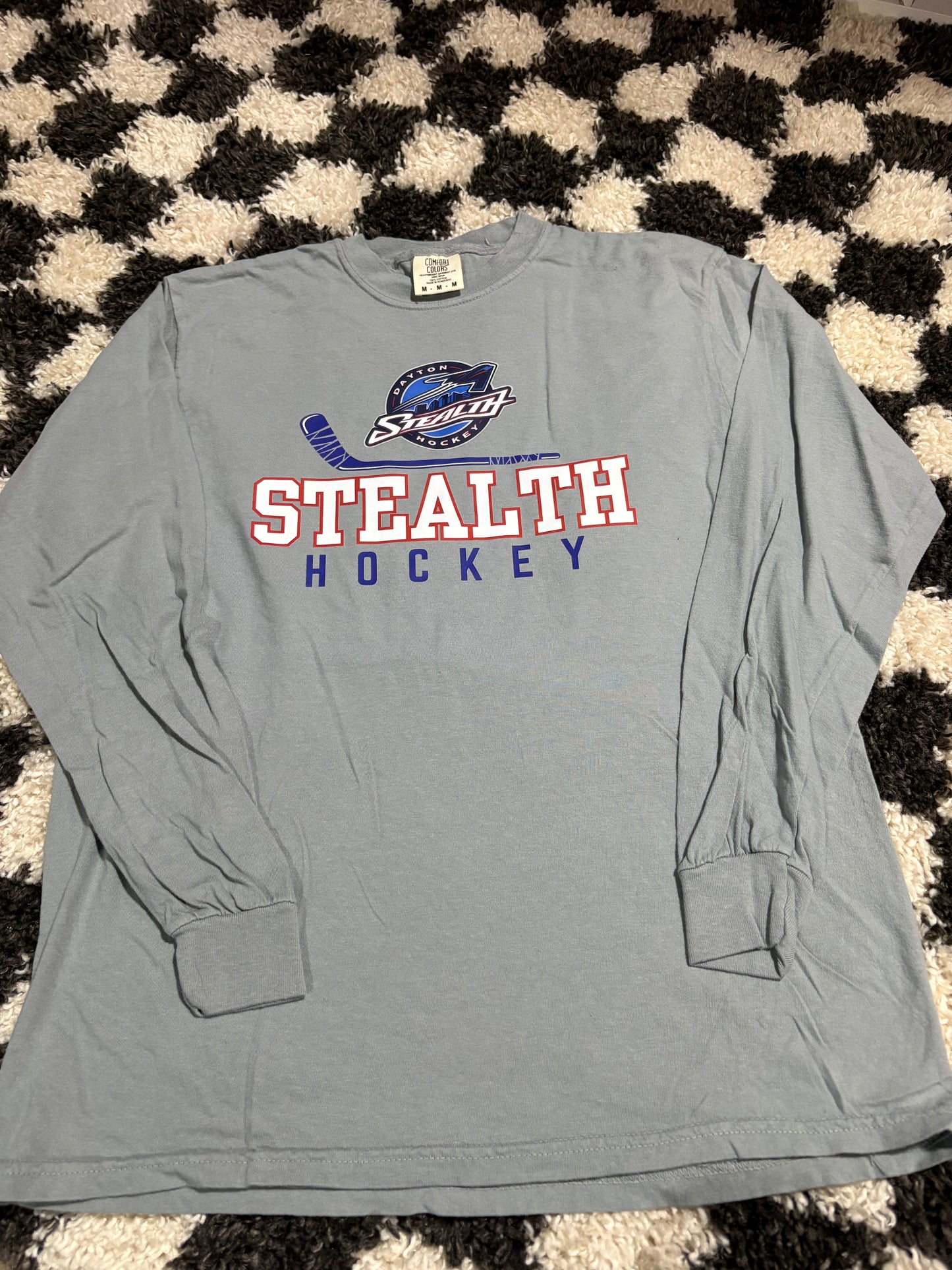 Medium long sleeve in stock