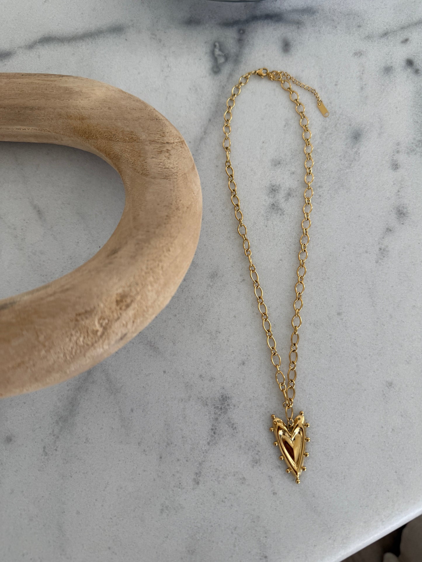 JADA NECKLACE