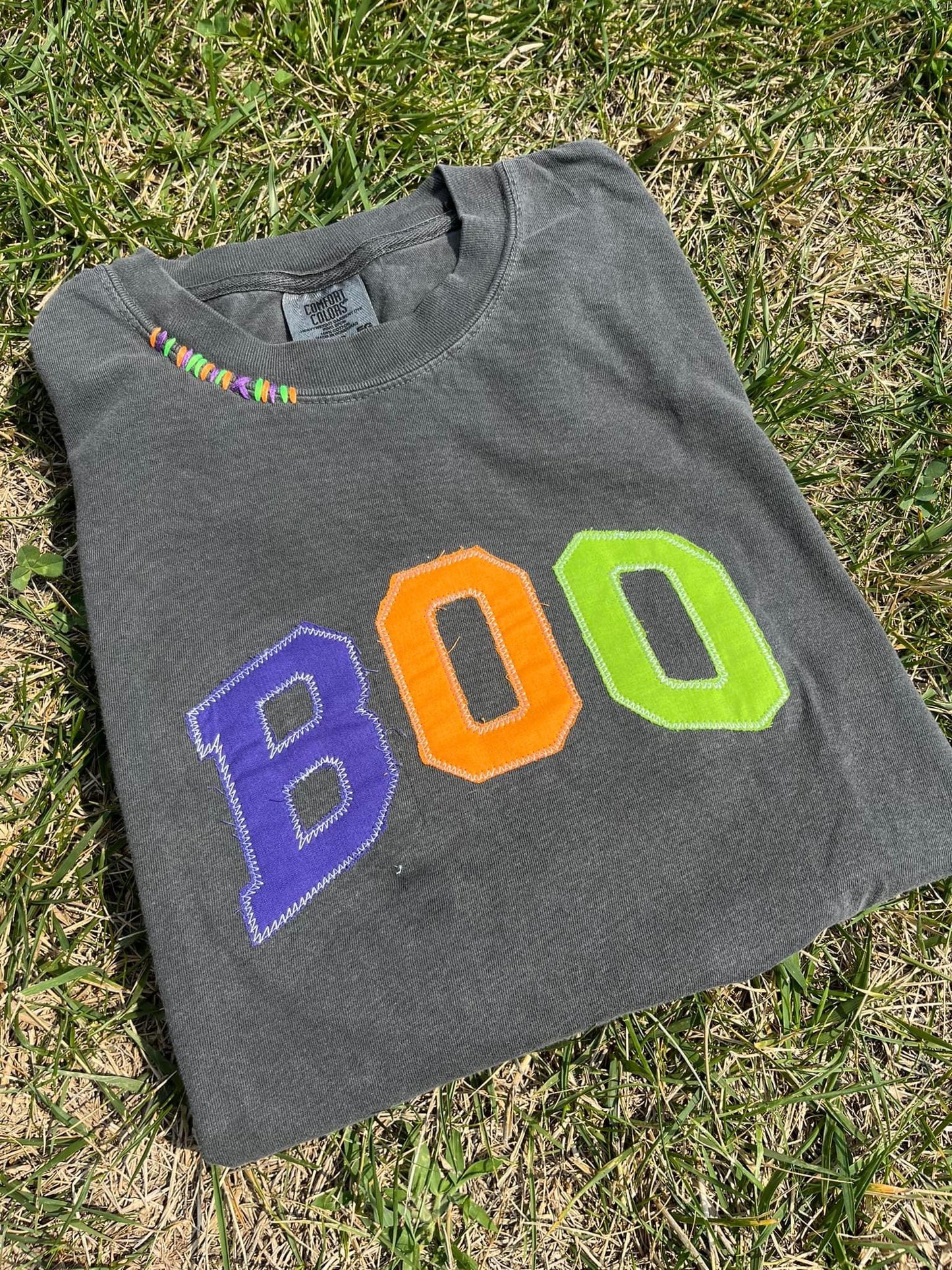 XL Boo embroidered comfort color tee - in stock