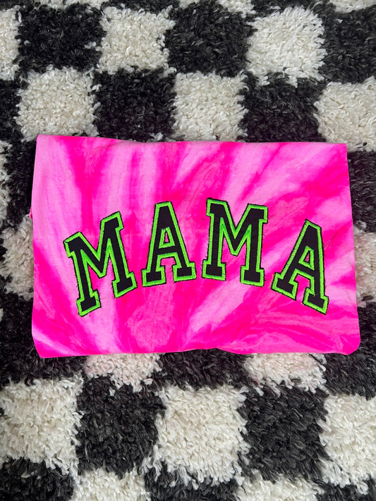 Large MAMA embroidered tee