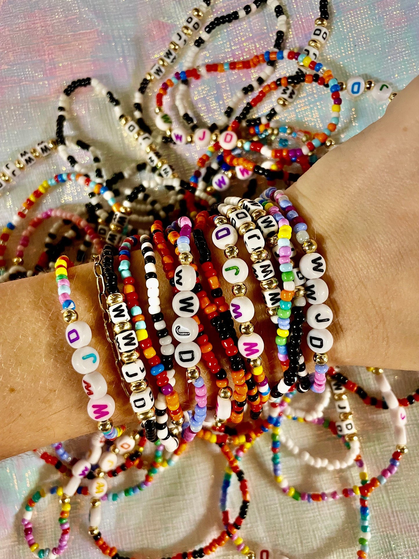 Jesus Beaded Bracelets - Stackable Bulk Friendship Bracelets - Christian Gift